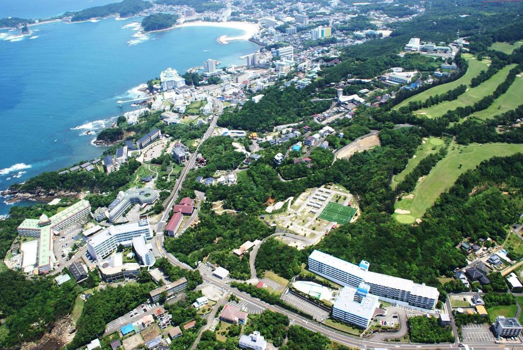 Grampus Inn Shirahama Dış mekan fotoğraf